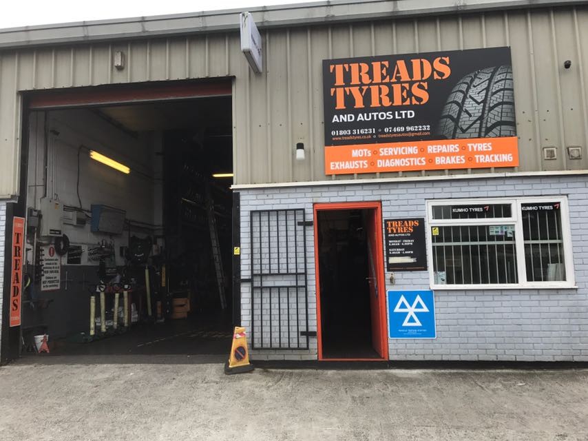 Treads Tyres & Autos Ltd Store Image